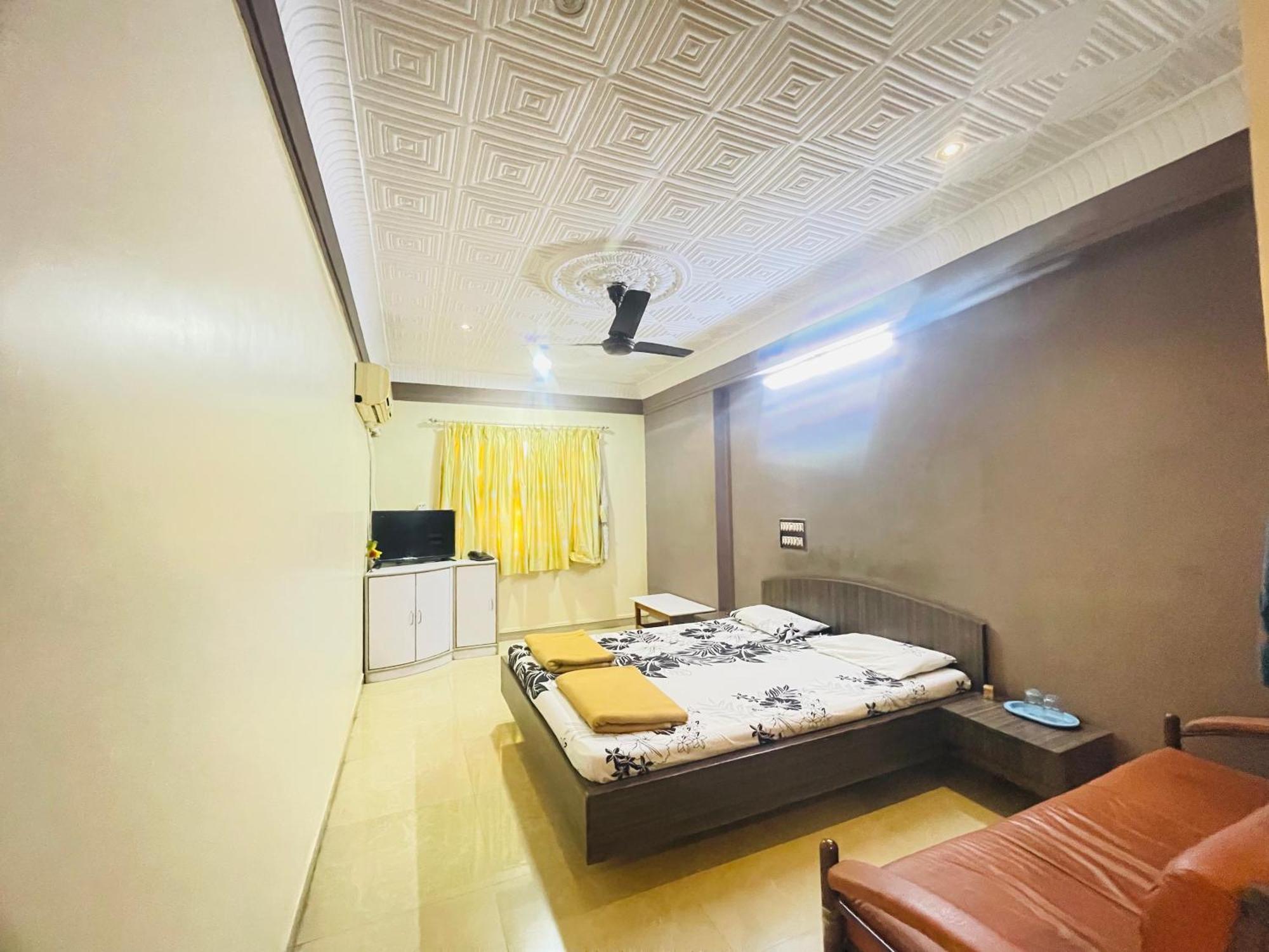Hotel Rajdhani And Guest House Gujarat - Best Family Hotel In Halol Near Pavagadh And Halol Gidc Εξωτερικό φωτογραφία